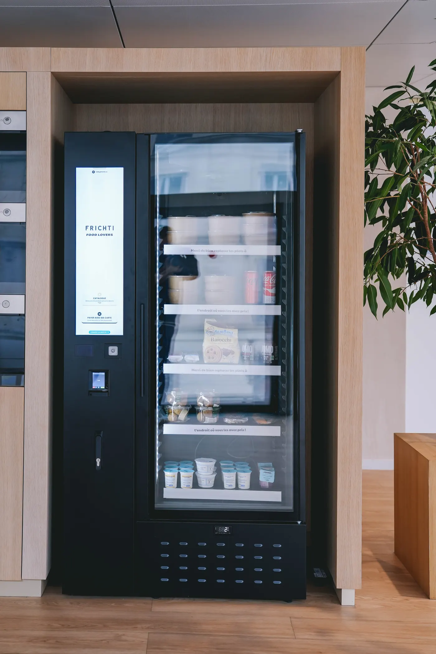 Frigo connecté Frichti dans des bureaux